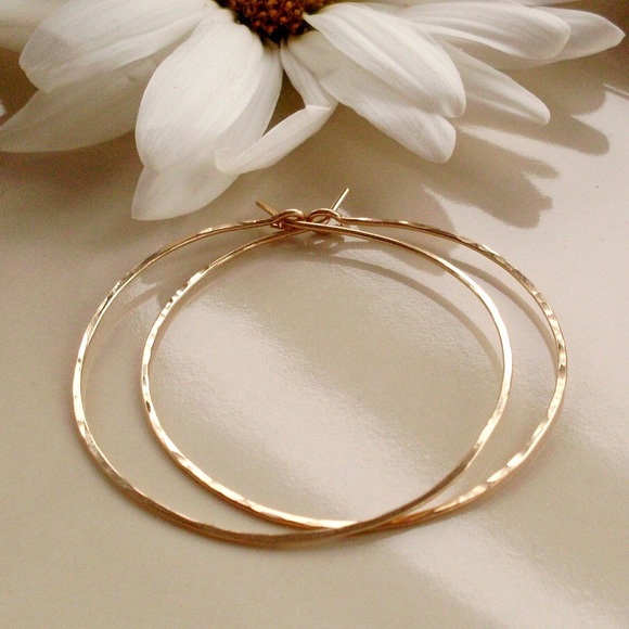 14K 𝗦𝗢𝗟𝗜𝗗 Yellow or Rose Gold Hammered/Textured Hoop Earrings Mid Sized - Picture 1 of 6